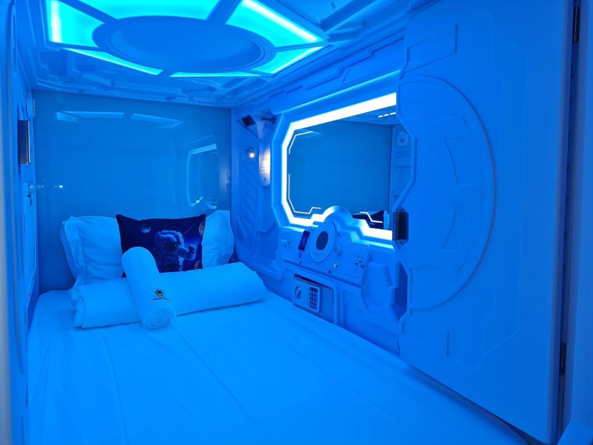 Galaxy Pods Capsule Hotel Boat Quay Singapour Extérieur photo