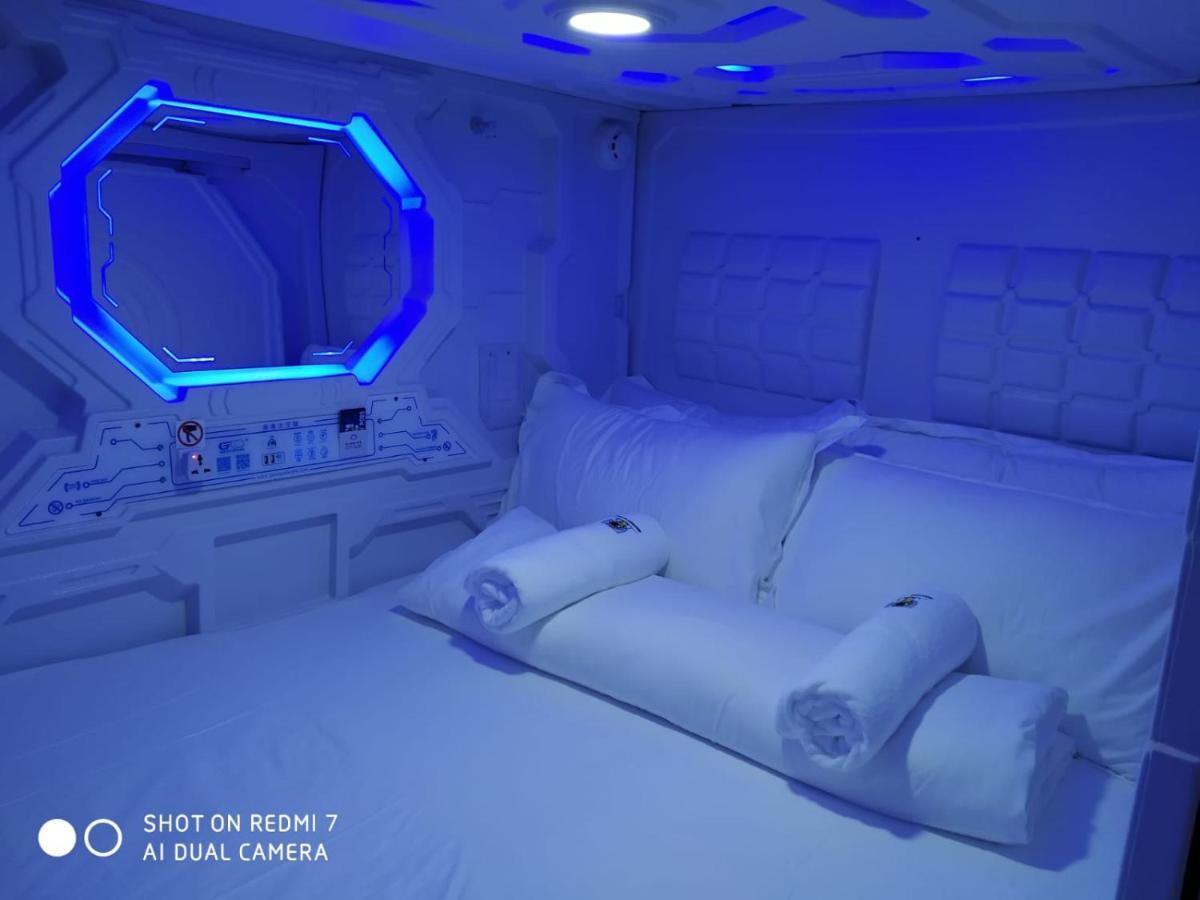 Galaxy Pods Capsule Hotel Boat Quay Singapour Extérieur photo